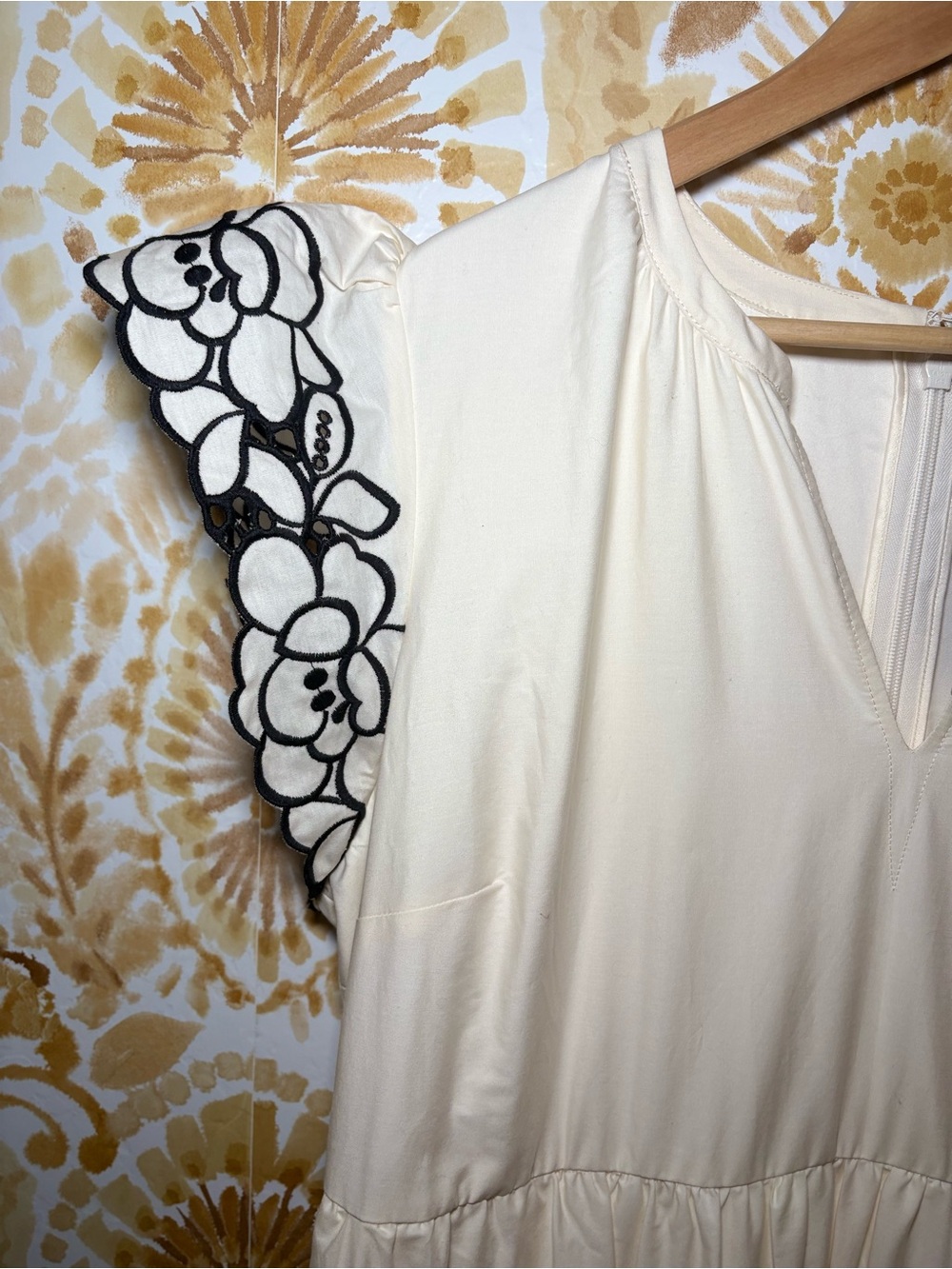NWT Belle Isle by Torrid White Tiered Midi Dress Black Floral Lace Trim Boho - Picture 5 of 10